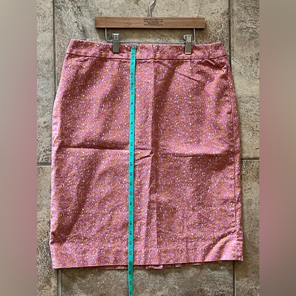 Talbot’s Women’s Size 10 Tulip Print Pink Pencil Skirt - Picture 3 of 8
